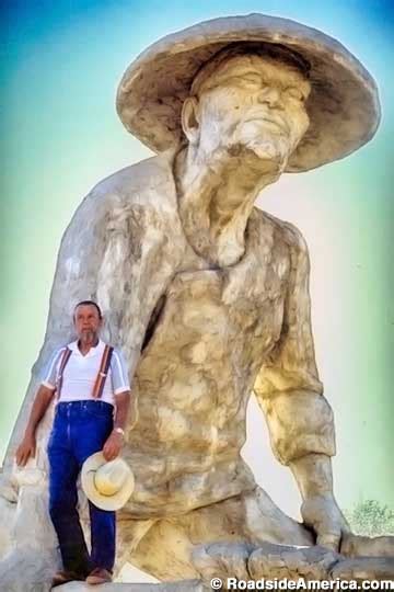 ken fox statue